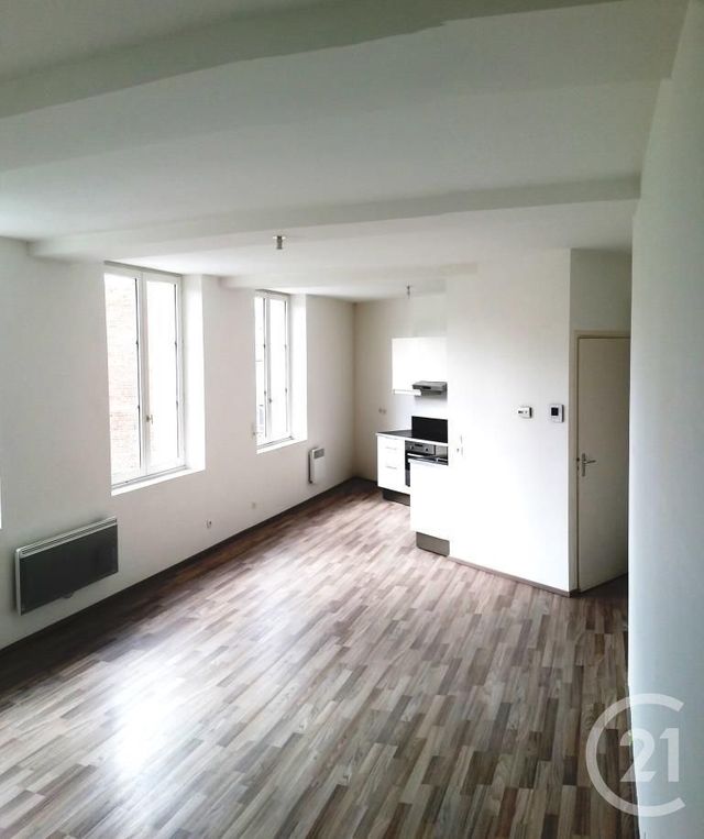 Appartement Duplex à louer - 3 pièces - 69.45 m2 - MONTIVILLIERS - 76 - HAUTE-NORMANDIE - Century 21 Accore